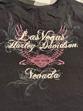 Harley-Davidson Black Tee with Pink & White Graphic Wings
